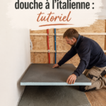 Installation d'une douche à l'italienne moderne dans une salle de bain