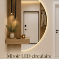 Miroir circulaire moderne avec étagère en bois dans une entrée