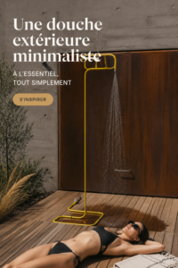 Douche extérieure minimaliste intégrée dans un jardin moderne, mettant en valeur l'élégance du design.