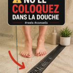 Objets dans une douche avec mise en garde sur leur protection