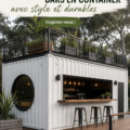 Un bar en bois naturel avec des chaises inclusives, dans une salle à manger élégante.