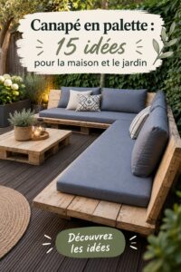 Canapé en palette décoré avec des coussins colorés dans un jardin.